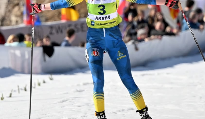 Photo of the winner Olesya Merkushina on the track