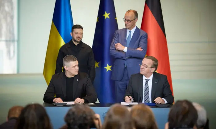 Зеленський та Меркель підписують угоди у Берліні