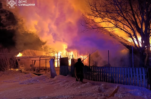 Пожежі внаслідок російських ударів по Сумщині