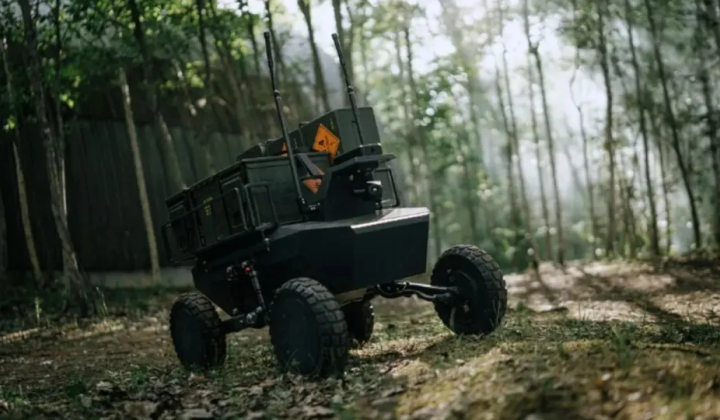 Наземний робот AtlasROVER від XTEND