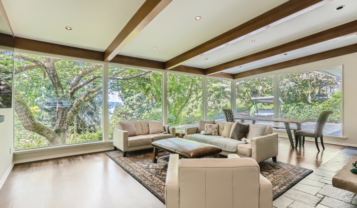 Practical flooring - a new interior trend