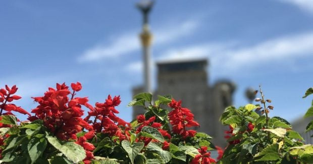 Дощі та коливання температури в Україні