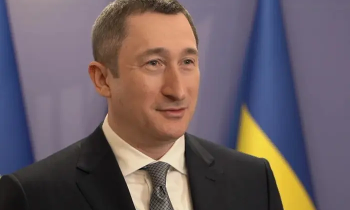Chernyshov in suit during speech