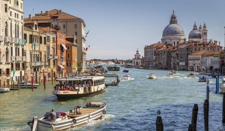 Venice increases tourist tax