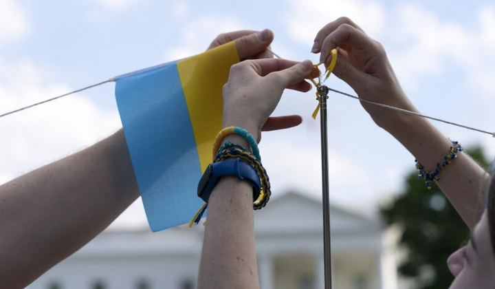 Українці у США платять новий збір