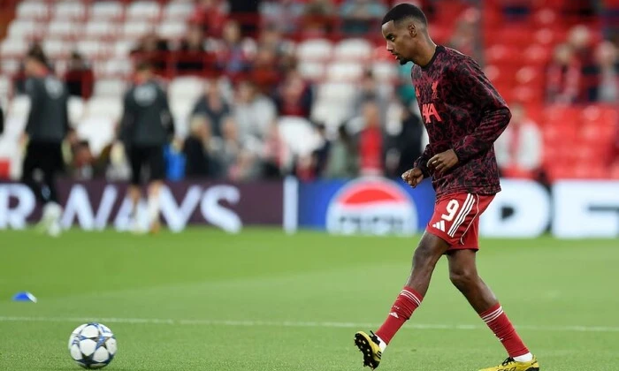 Alexander Isak on the football field