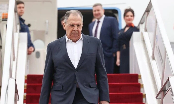 Лавров в Китаї зустрічається з Ван Ї