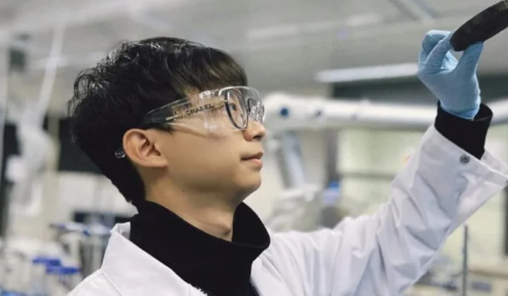 Graphene from coal without burning