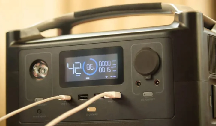 Charging station stuck at 99%