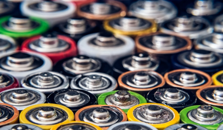 Japanese scientists turned harmful reactions in batteries into useful mechanism