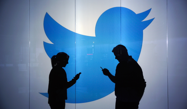 Twitter позначає посилання на російські ЗМІ