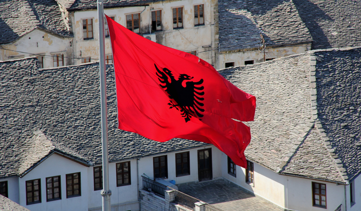 Албания помогает беженцам из Украины