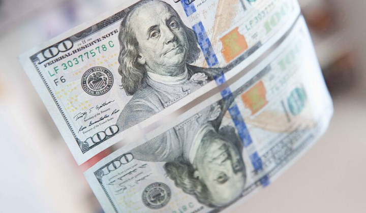 Как распознать фальшивые доллары в Украине