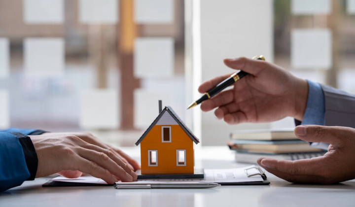 Термінова реєстрація старого житла для українців