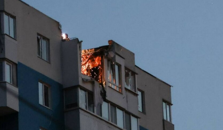 Руйнування внаслідок ворожого влучання у нічний Харків