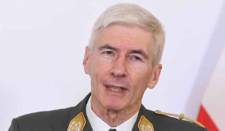 Глава Военного комитета ЕС предложил новый формат миротворческой миссии в Украине