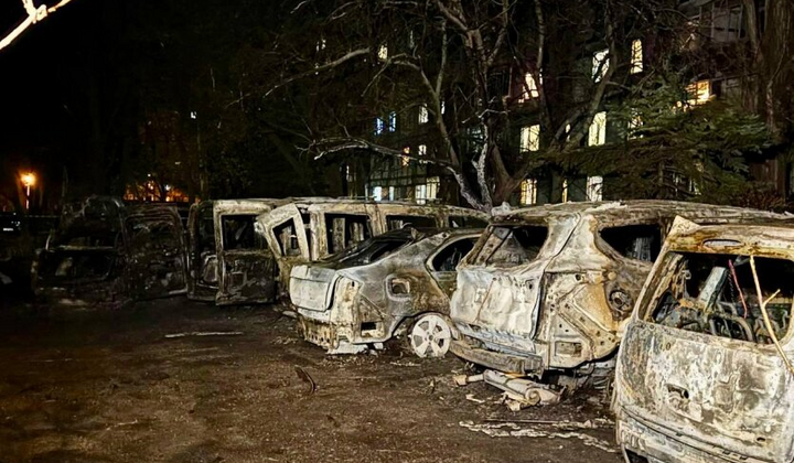 Російські окупанти вдарили по Дніпру: багато постраждалих