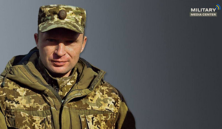 Зеленский и военные лидеры на заседании