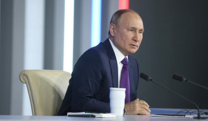 The Kremlin Spreads Fake News