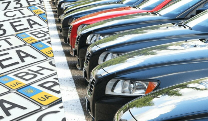 Авто на українському ринку дешевше