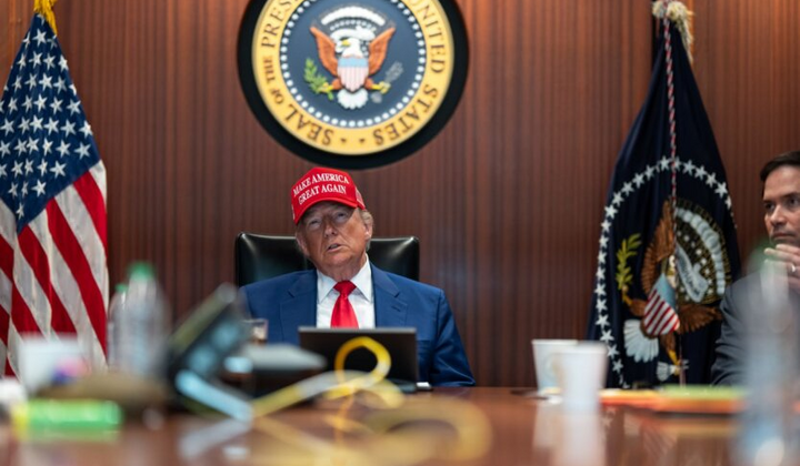 США ударили по ядерным объектам Ирана: Трамп заявил о 'полном уничтожении'