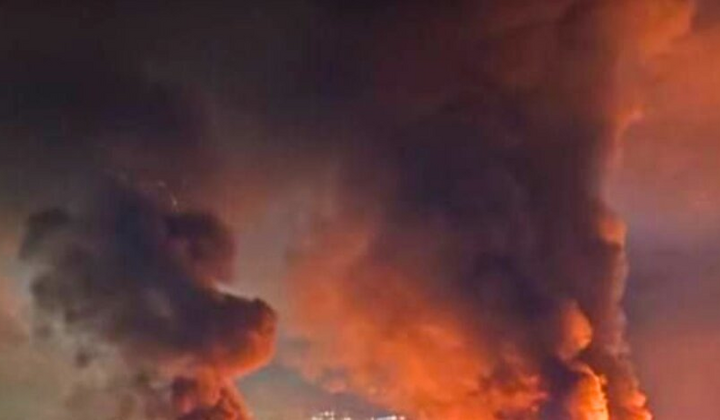 Пожежа у трьох районах Одеси через російські дрони