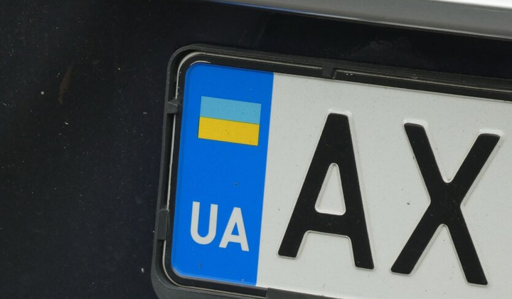 Водій з іменним номером шокований