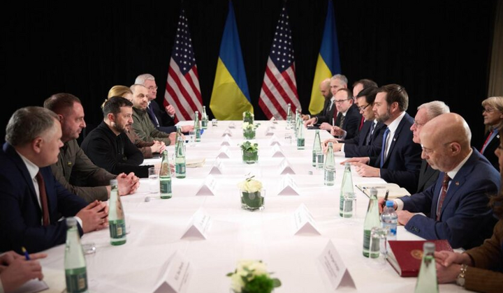 Зеленський зустрічається з Венсом у Вашингтоні