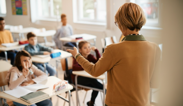 Зміни у зверненнях в школах