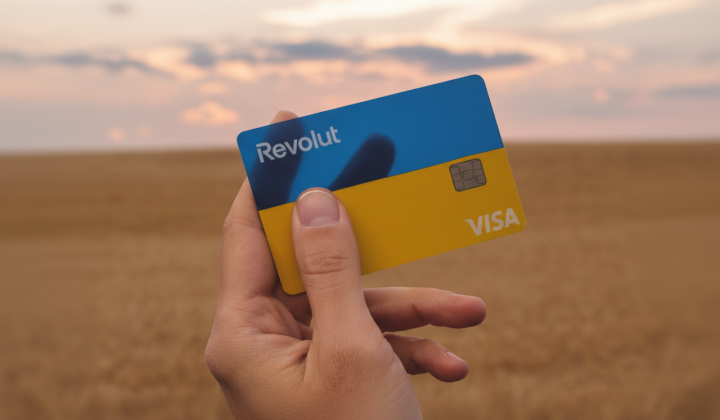 Revolut closes accounts of Ukrainians