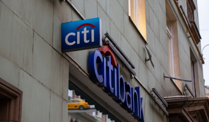 Citigroup sells its Russian business