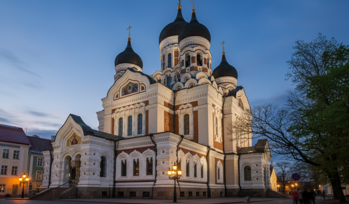 Estonian court and church restrictions