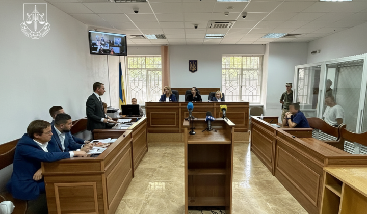 Адвоката відсторонили через затягування