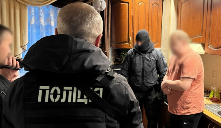 Подозреваемые в вымогательстве денег за снятие с розыска
