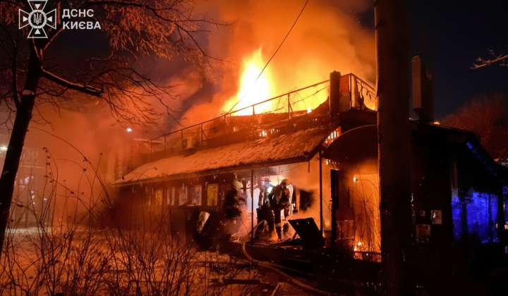 Пожежа в київському ресторані: рятувальники ліквідували загоряння