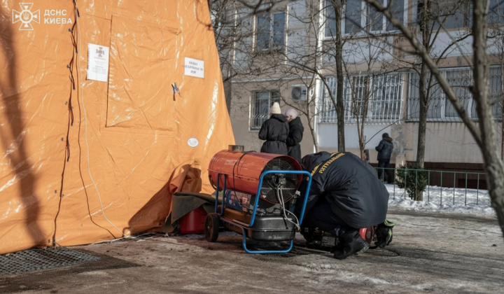 Будинок без опалення: мешканці страждають від холоду та затоплення