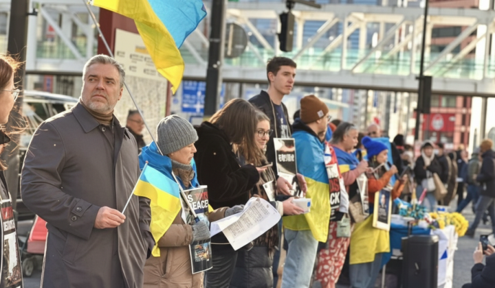 Ukrainian unity chains in Argentina and Japan