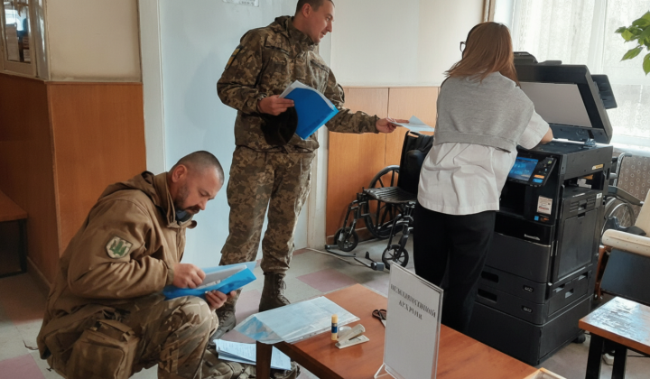 Body armor for medics: requirements on the front line