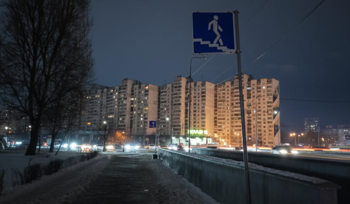 Работы по восстановлению отопления на Позняках