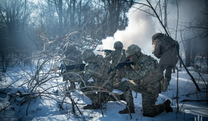Clashes on 1200 km front line