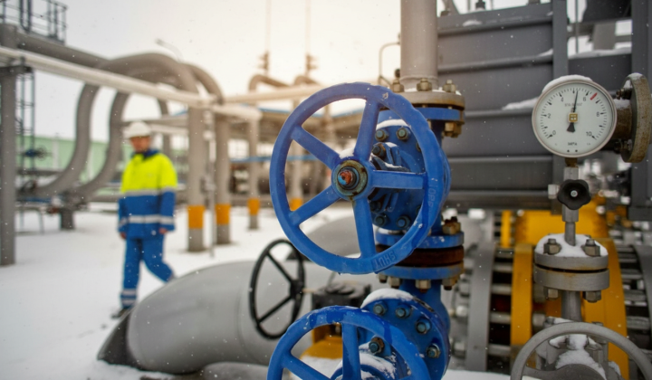 Закачка газа в хранилище в Украине
