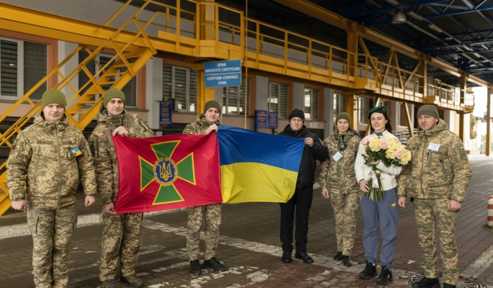 Фристайлисткам Коцар вручили майку с запрещенным слоганом МОК: встреча в Краковце