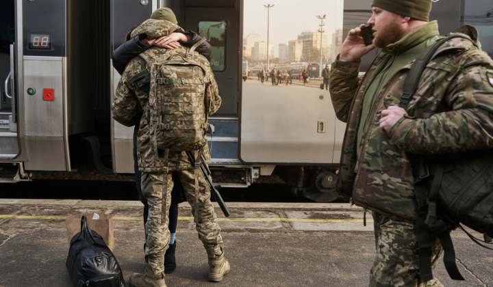Картинка зображує масову демонстрацію протесту
