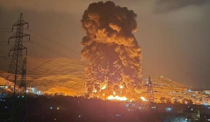 Israel strikes at Tehran: US delivers bombs