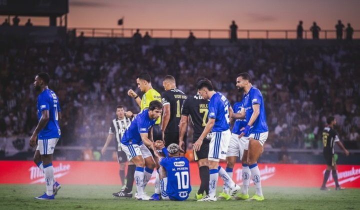 Mass brawl after Cruzeiro victory