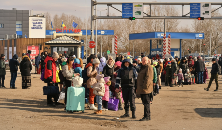 Ukrainians receive free temporary protection