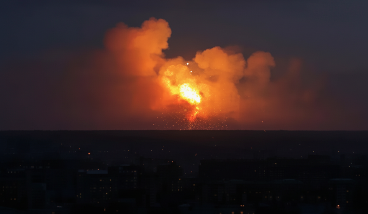 Взрывы возле аэродрома Кача