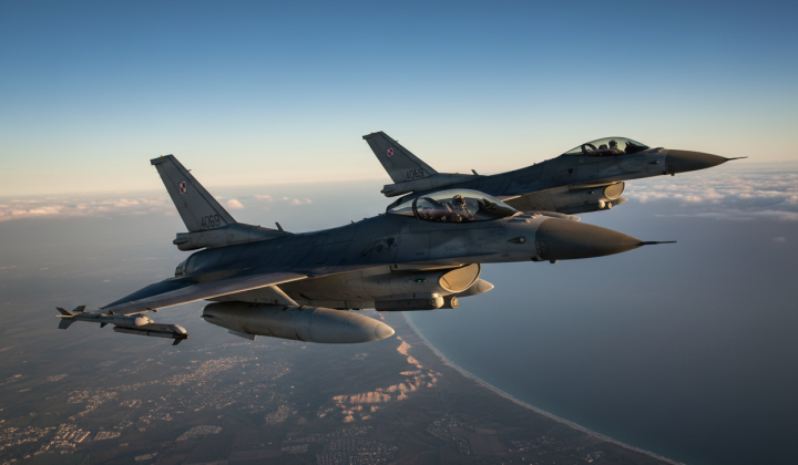 Poland boosts aviation after RF attack