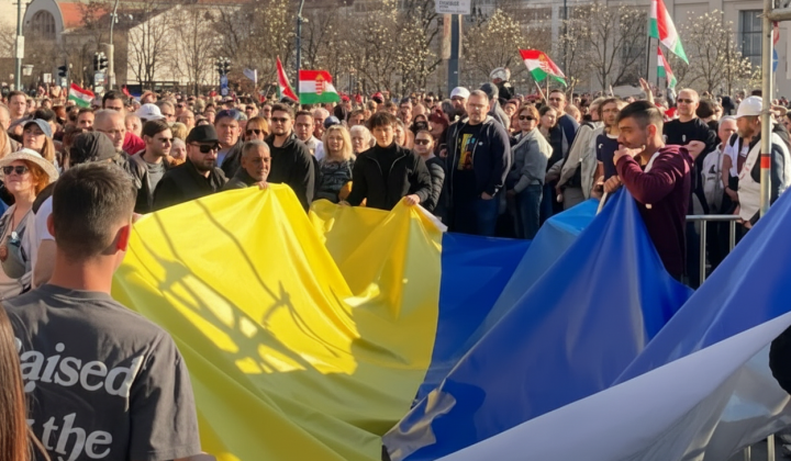 Венгерская оппозиция обвинила власть в провокации