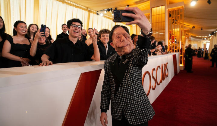 Adam Pearson receives Oscar in 2026